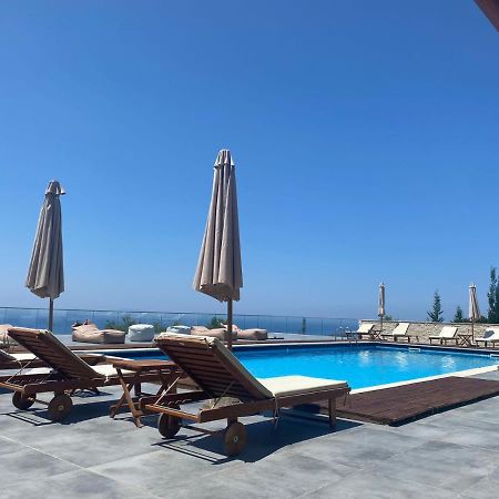 Hotel Relax Dhërmi Екстериор снимка