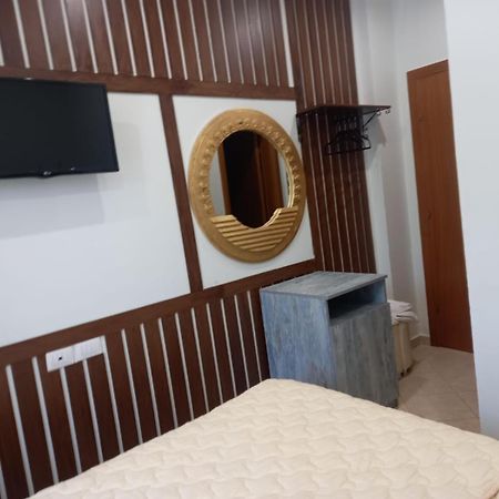 Hotel Relax Dhërmi Екстериор снимка