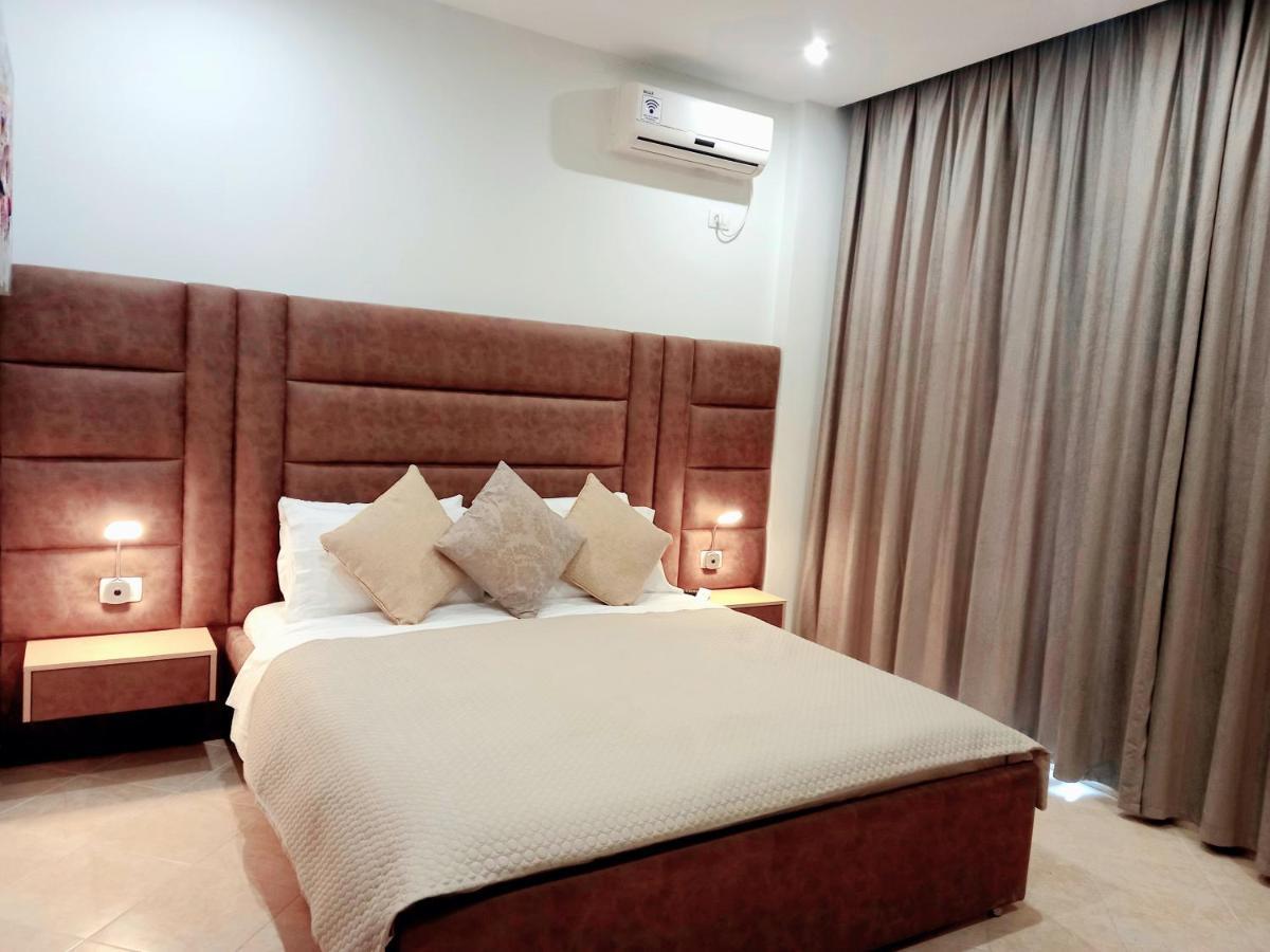 Hotel Relax Dhërmi Екстериор снимка