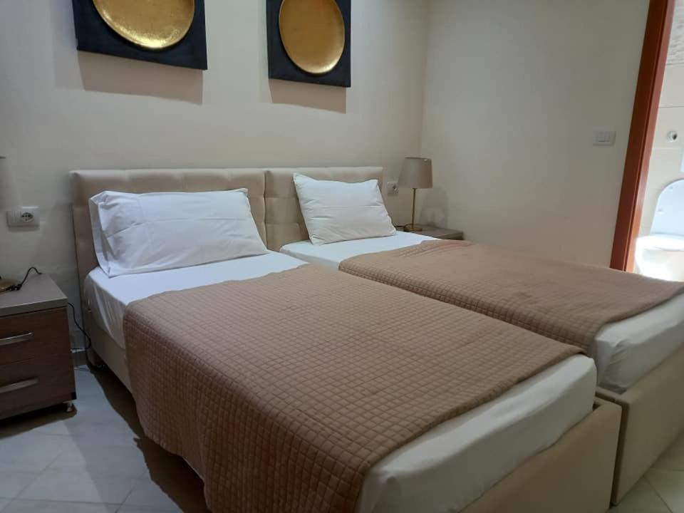 Hotel Relax Dhërmi Екстериор снимка