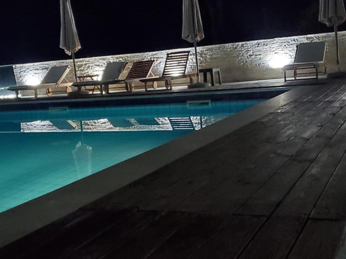 Hotel Relax Dhërmi Екстериор снимка