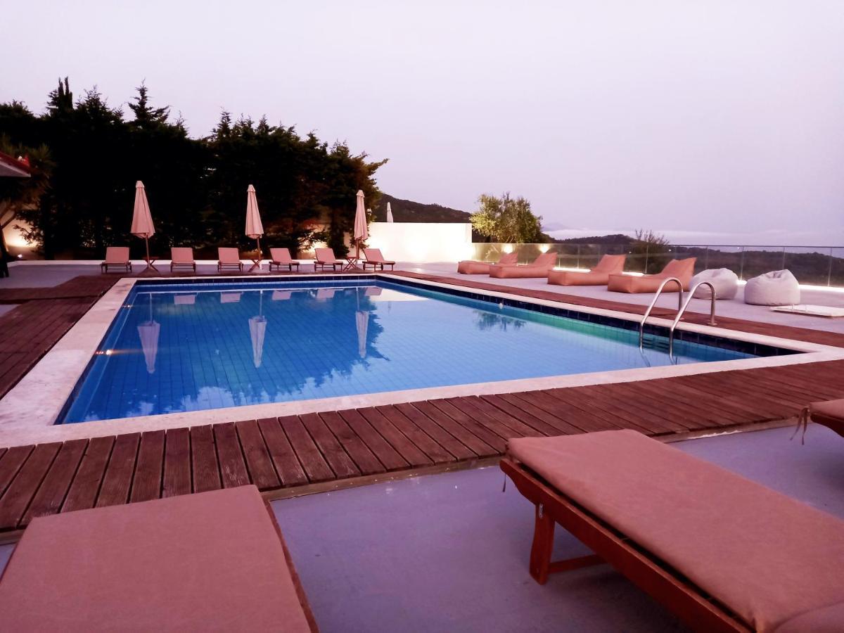 Hotel Relax Dhërmi Екстериор снимка
