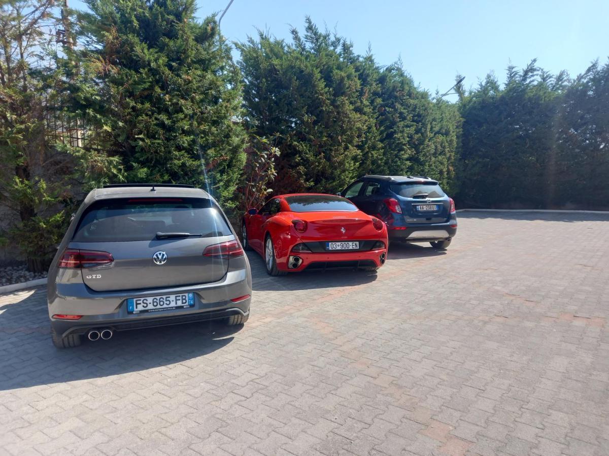 Hotel Relax Dhërmi Екстериор снимка