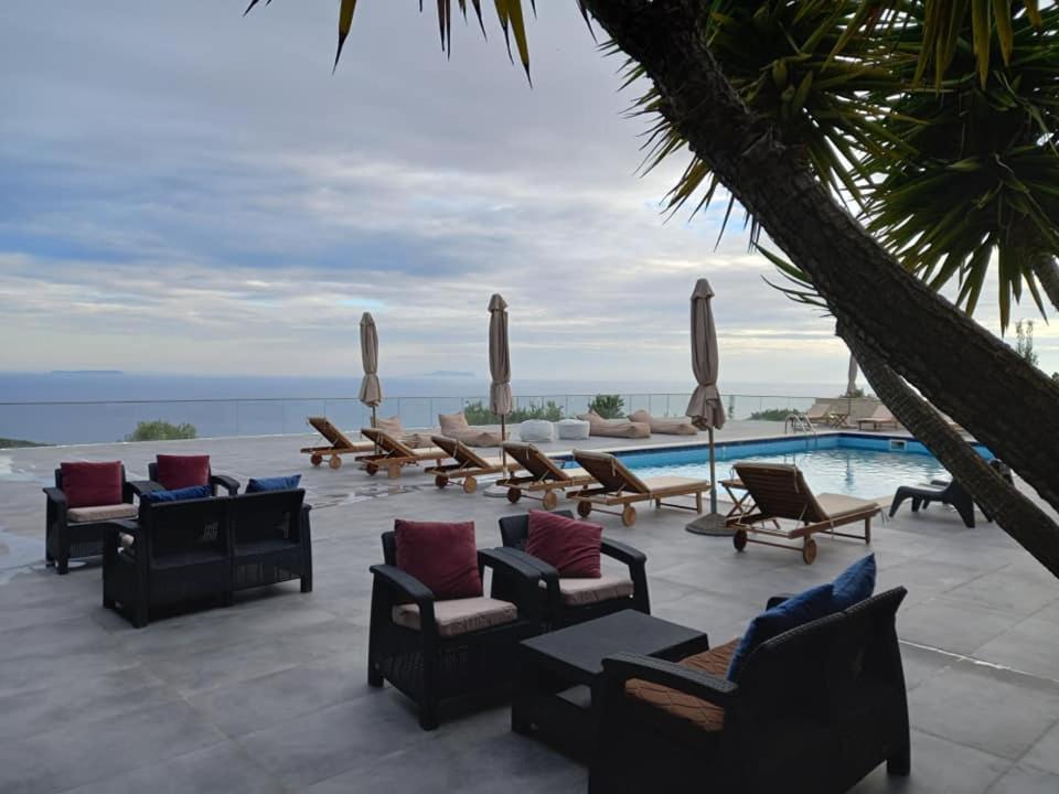 Hotel Relax Dhërmi Екстериор снимка