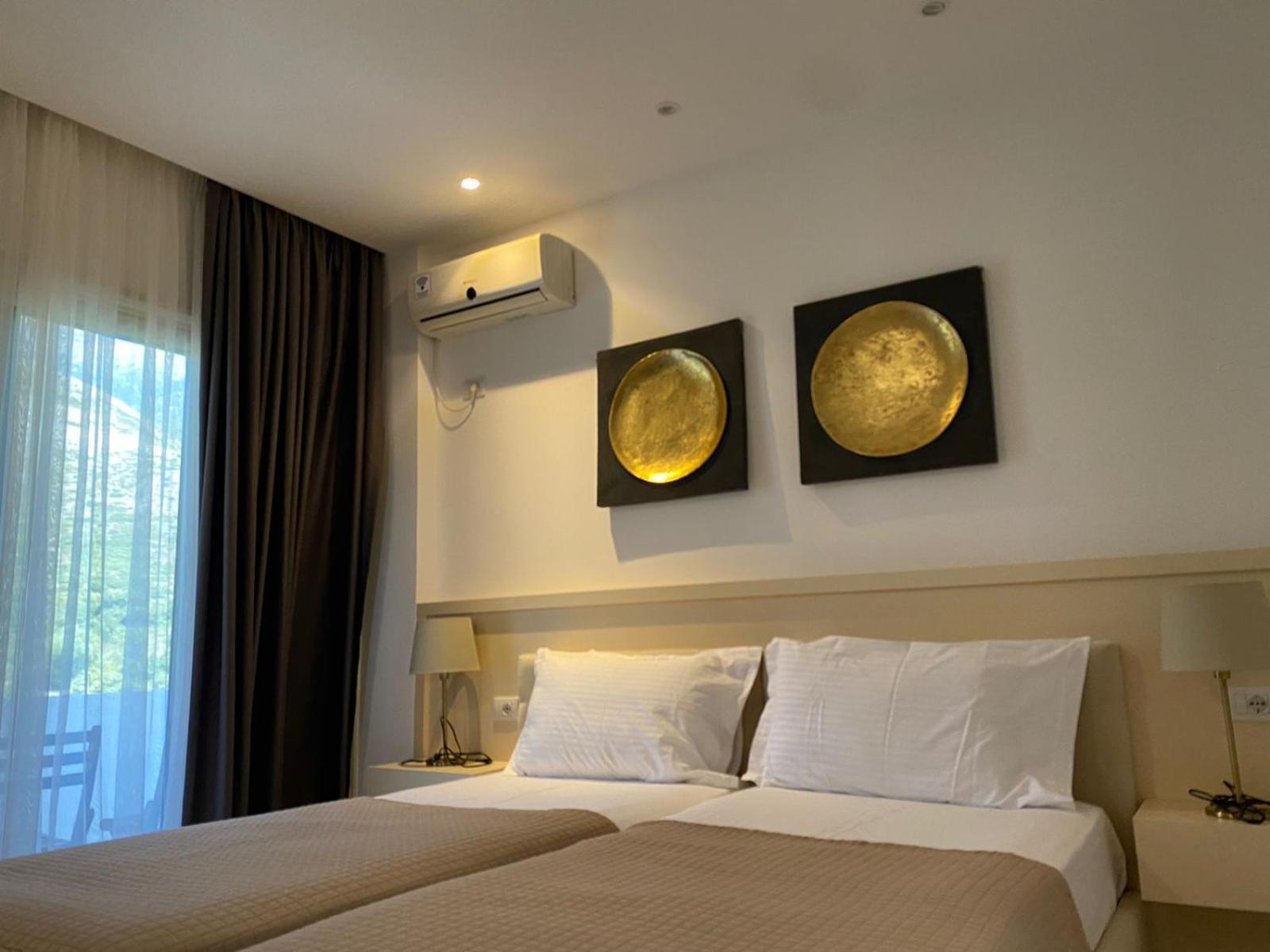 Hotel Relax Dhërmi Екстериор снимка